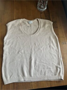 Banana Republic Sleeveless Scoop Neck Knit - Light Cream